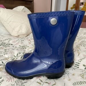 Ugg rain boots
